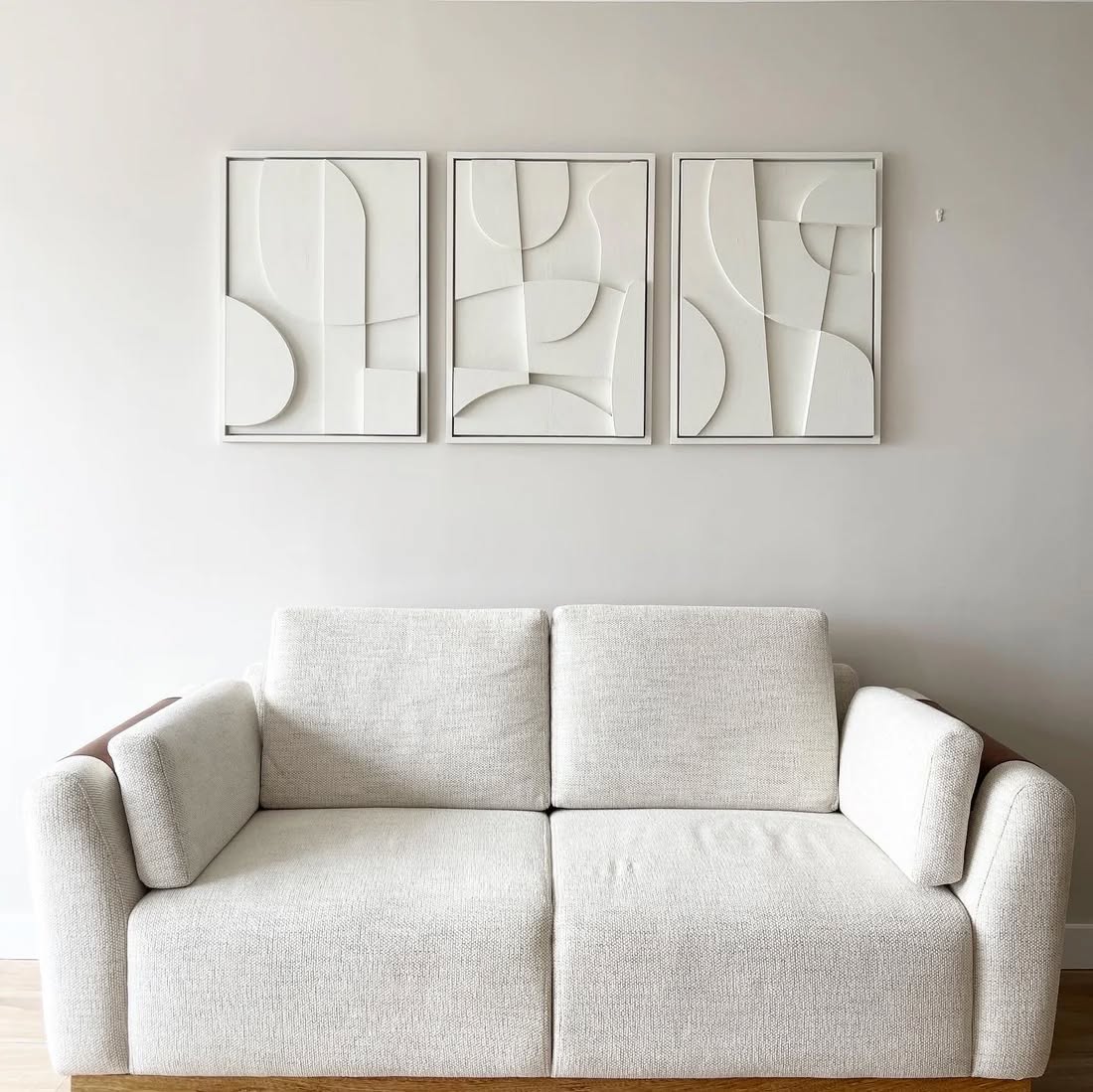 Set minimalista para salas contemporáneas